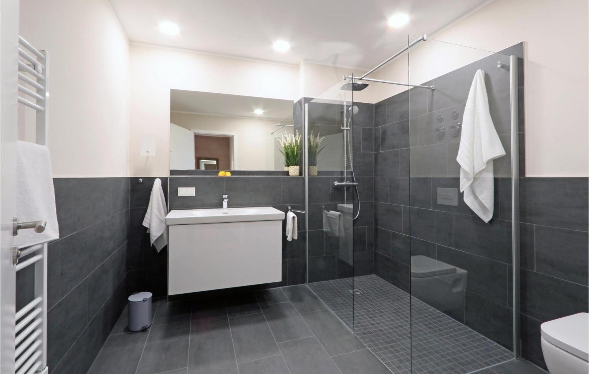 Baltischer Hof Apartment 8 บอลเทินฮาเกิน ภายนอก รูปภาพ