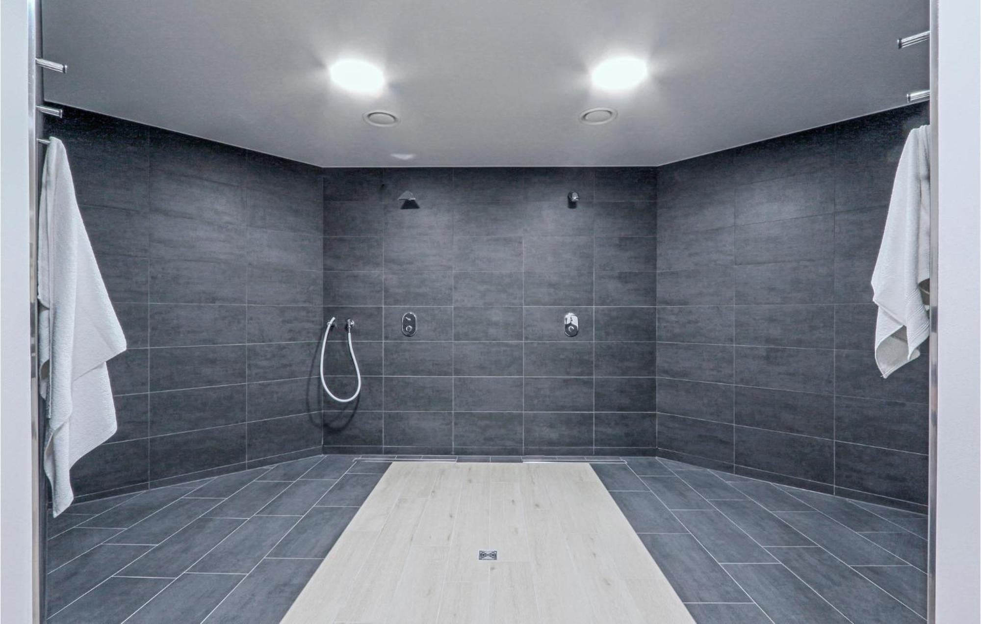 Baltischer Hof Apartment 8 บอลเทินฮาเกิน ภายนอก รูปภาพ